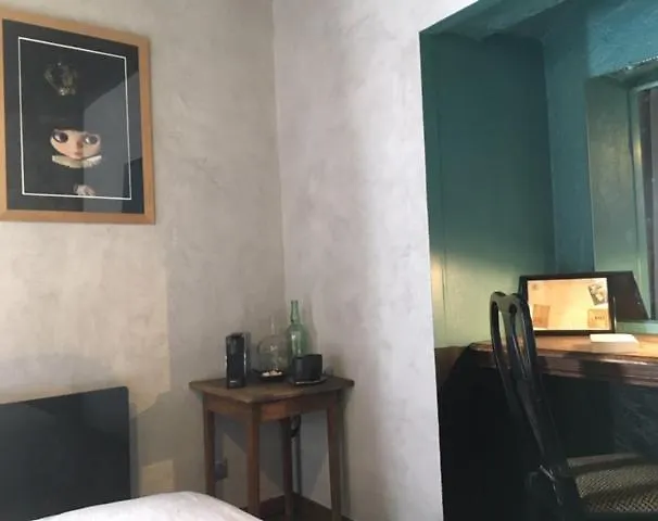 Le Chateau De Lunel Saint-Felix-de-Lunel Bed & Breakfast